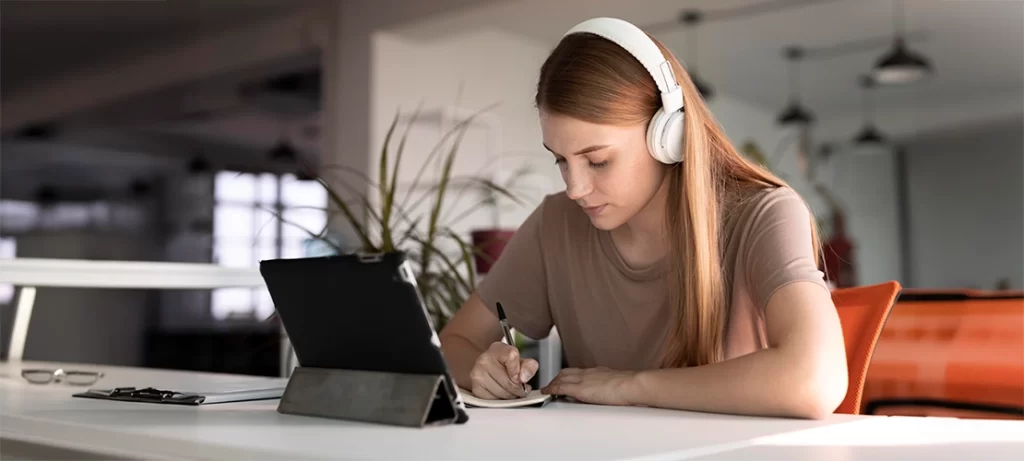 carreras del futuro para estudiar desde casa