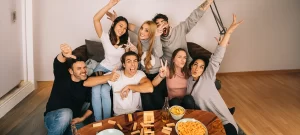 vivir con amigos universitarios