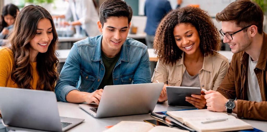 Estas son las diez carreras que marcarán la pauta en Colombia en el 2026 según la IA