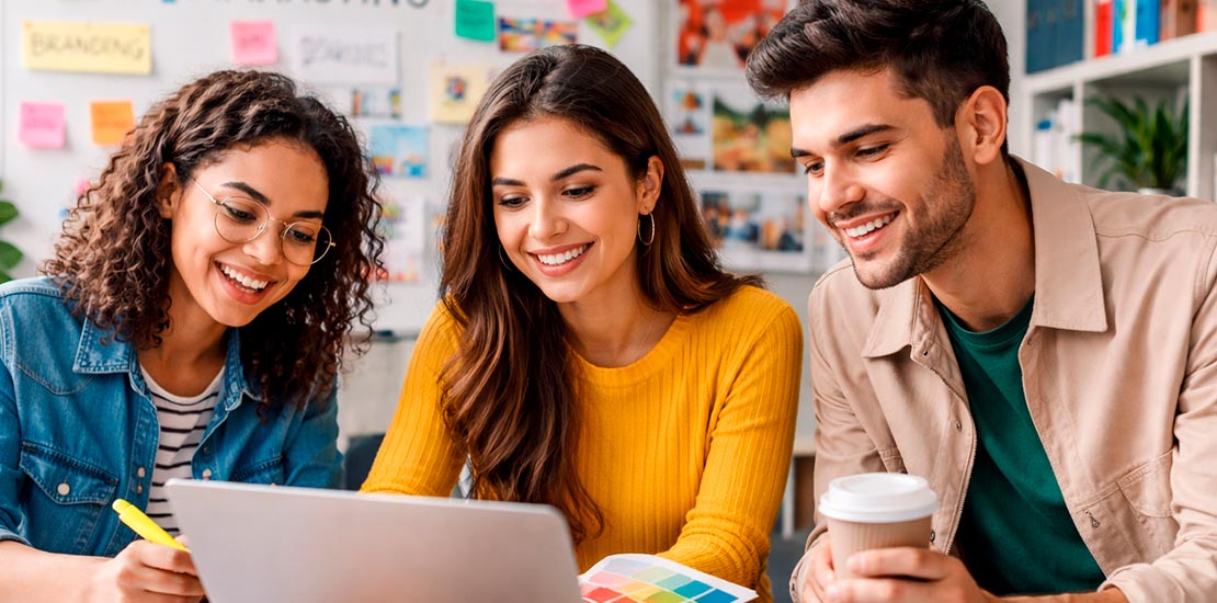¿Te gustan las marcas y la creatividad? Descubre la carrera de Mercadeo y Publicidad
