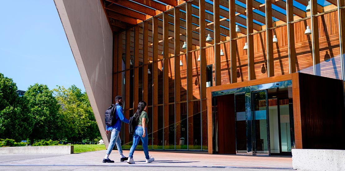 ¿Por qué las matrículas universitarias son tan altas?